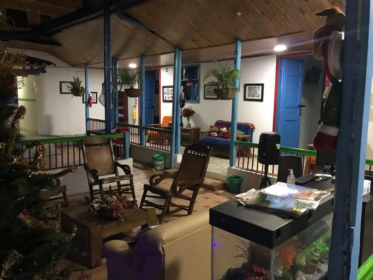 Hostal Maderos Santa Rosa De Cabal Dış mekan fotoğraf