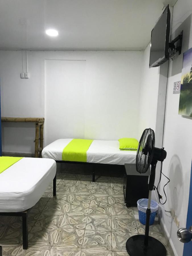 Hostal Maderos Santa Rosa De Cabal Dış mekan fotoğraf